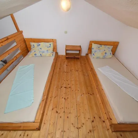 Апартаменты Apartments Zrakic