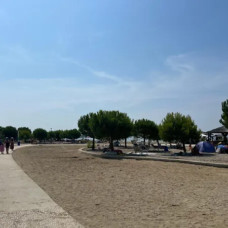 Apartments Zrakic Затон