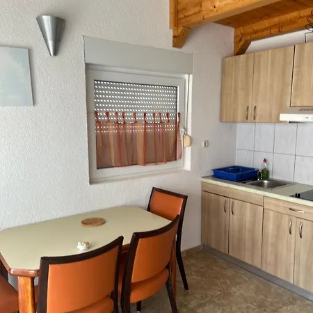 Apartments Zrakic * Затон