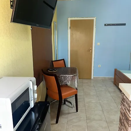 Apartments Zrakic Апартаменты Затон
