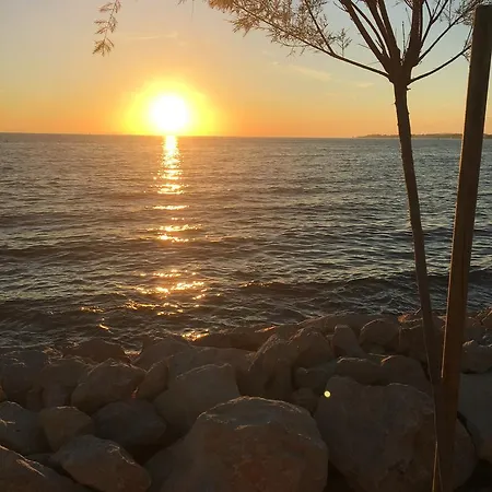 Apartments Zrakic Апартаменты Затон