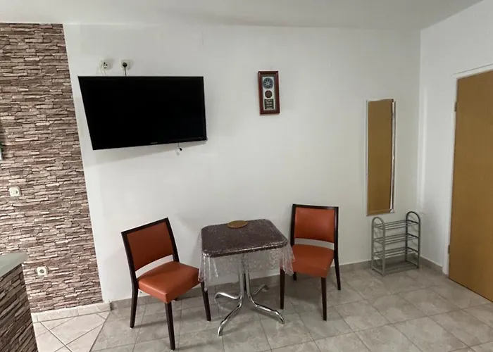 Apartament Zrakic *