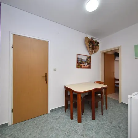 Apartments Zrakic * Zaton (Zadar)